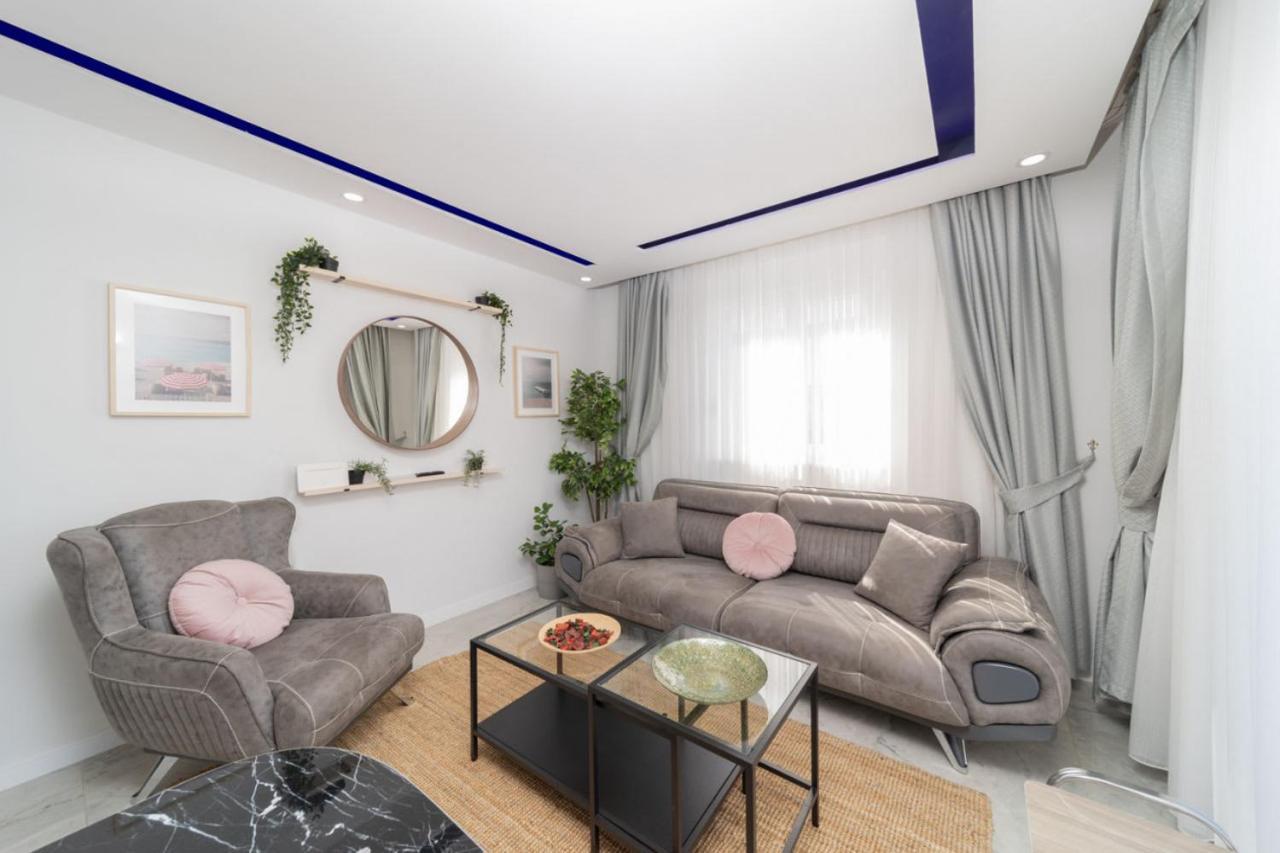 Modern Flat Near Beach In Antalya Apartment Ngoại thất bức ảnh