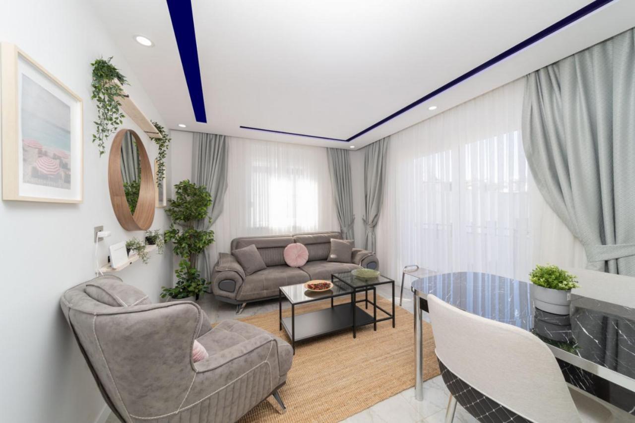 Modern Flat Near Beach In Antalya Apartment Ngoại thất bức ảnh